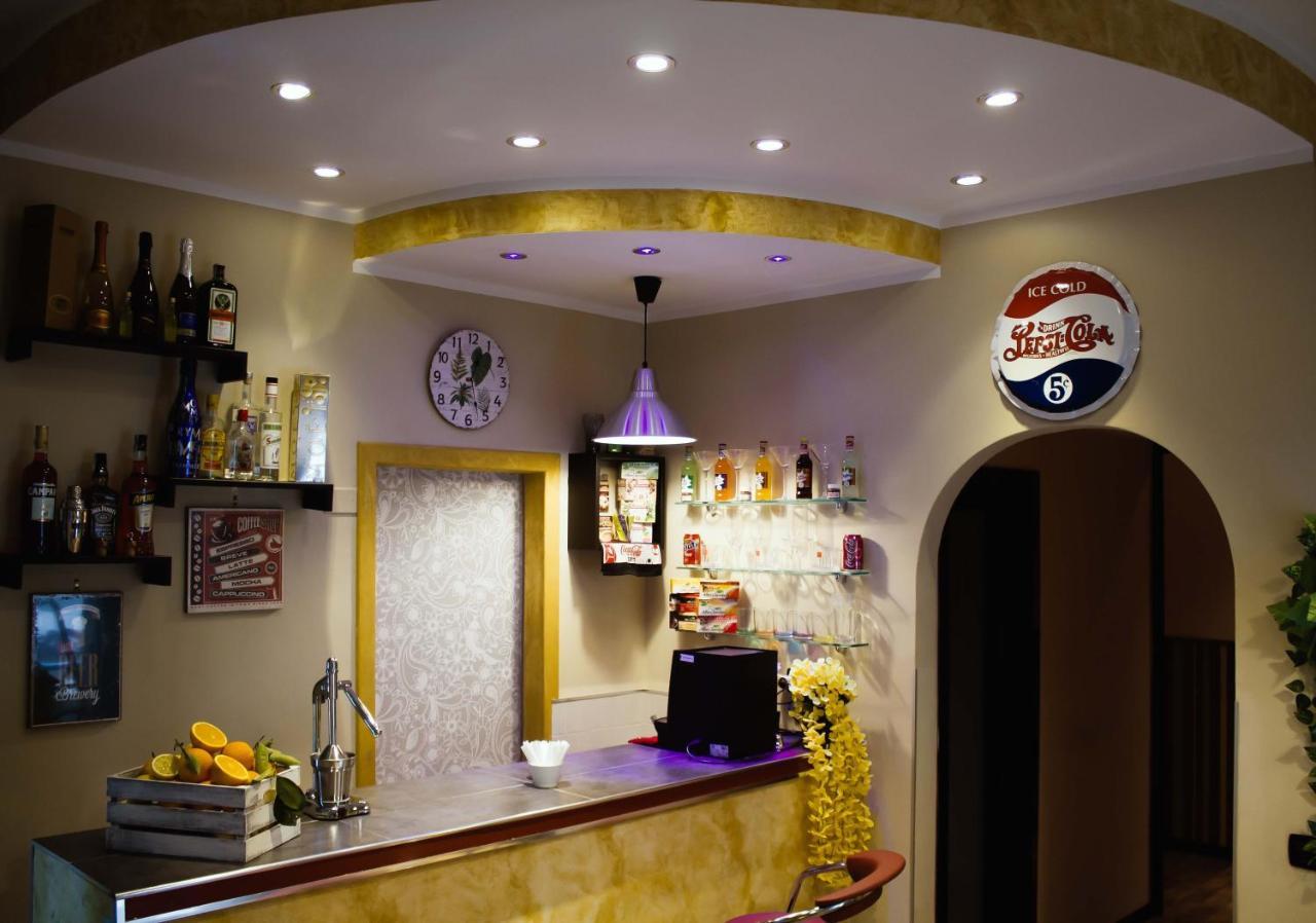 Mercury Home Room&Breakfast Napoli Eksteriør bilde